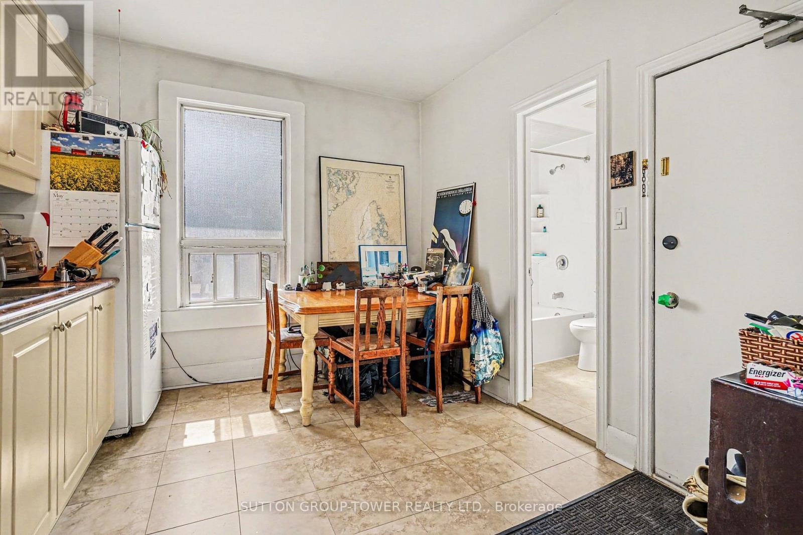 560 INDIAN GROVE - 22