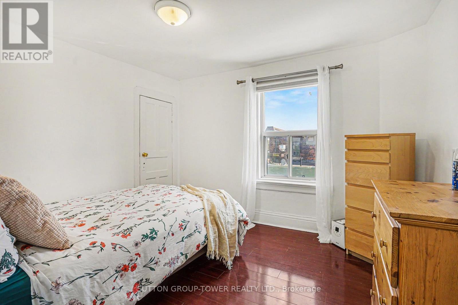 560 INDIAN GROVE - 31