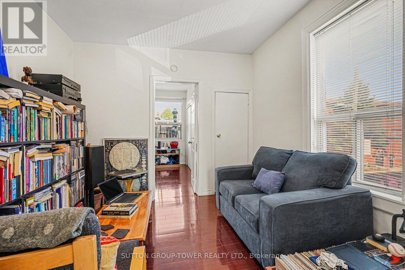 560 INDIAN GROVE - 26