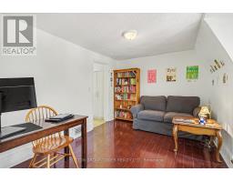 560 Indian Grove, Toronto, ON M6P2J4 Photo 14