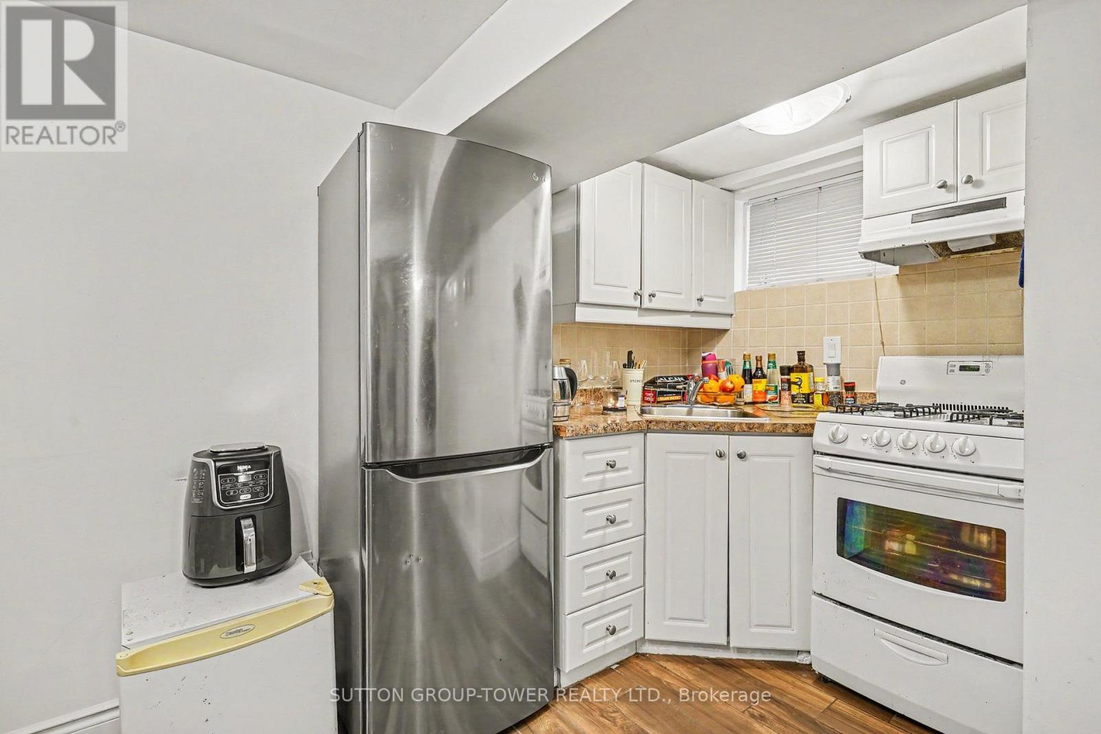 560 INDIAN GROVE - 43