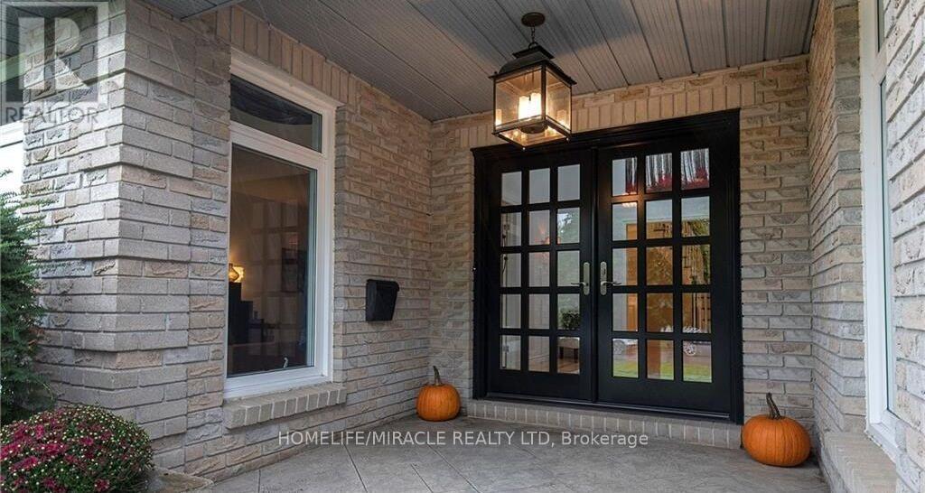 1079 MONA DRIVE - Image 2
