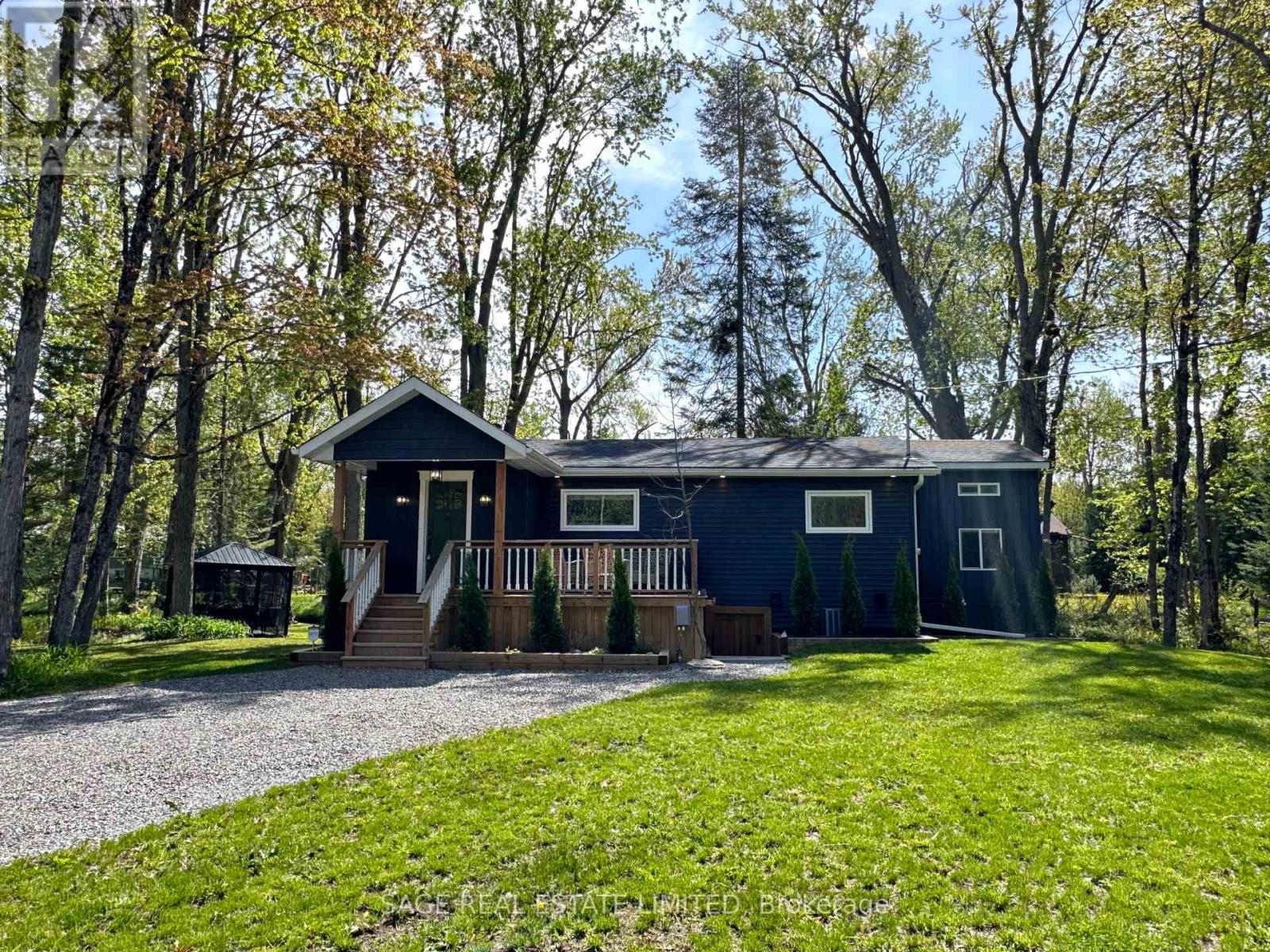 51 KENNEDY DRIVE - 50