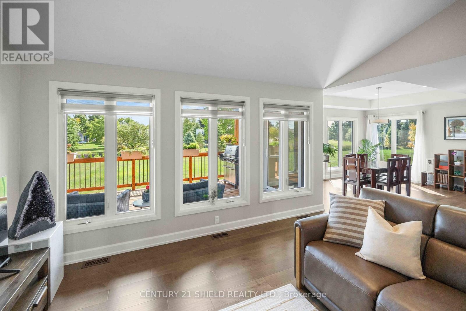 29 WHITETAIL AVENUE - 21