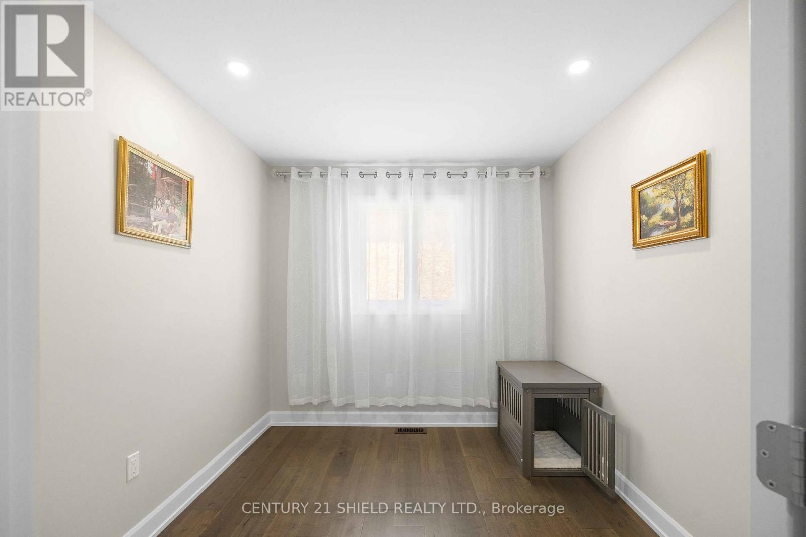 29 WHITETAIL AVENUE - 35
