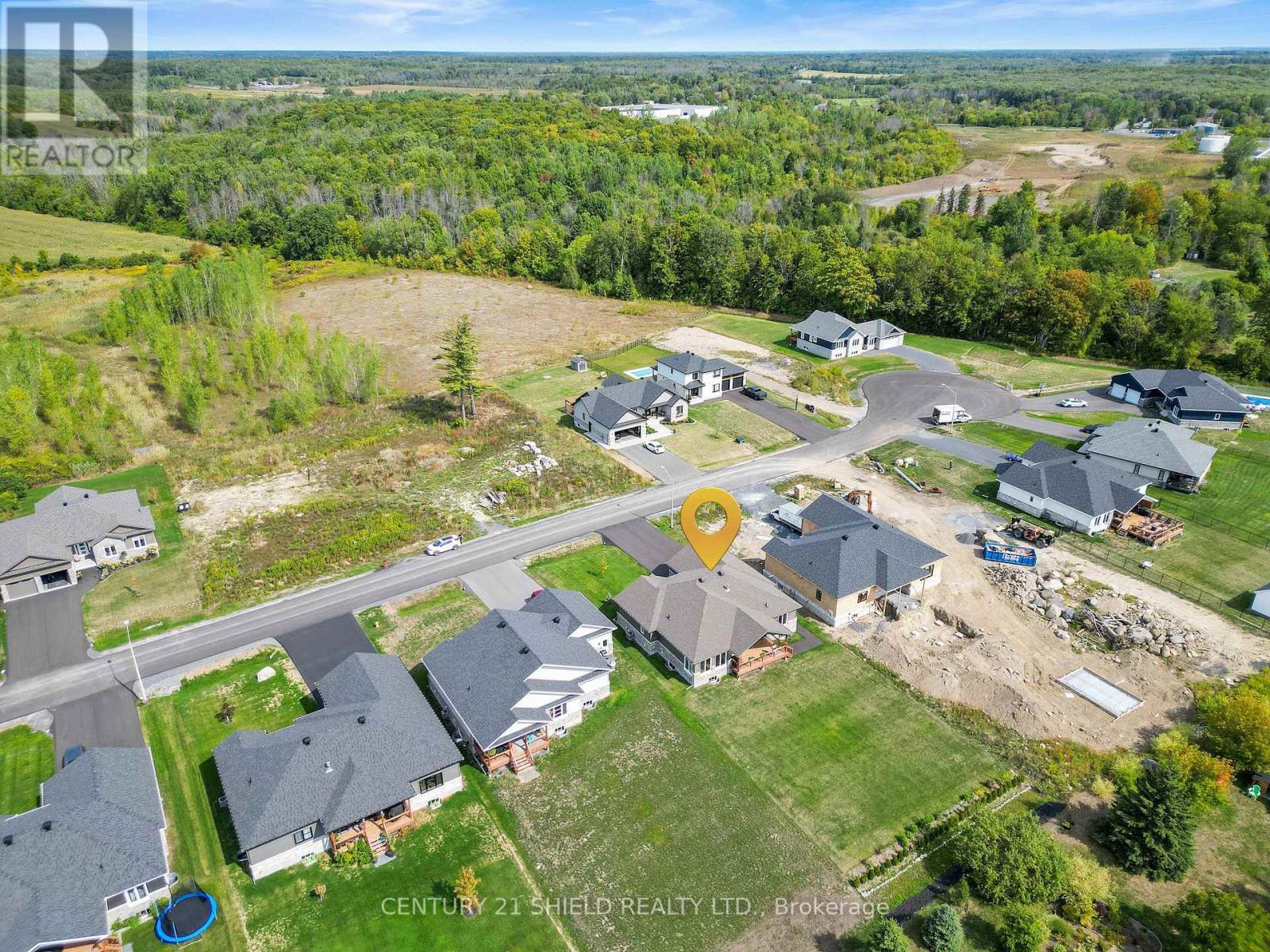 29 WHITETAIL AVENUE - 8
