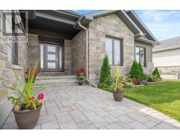 29 Whitetail Avenue, South Stormont, ON K0C1P0 Photo 15