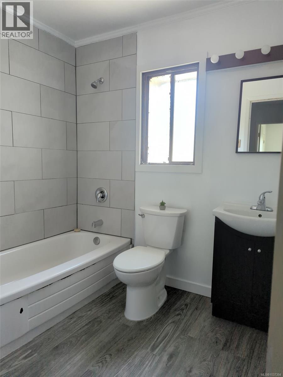 976 Market St - 11