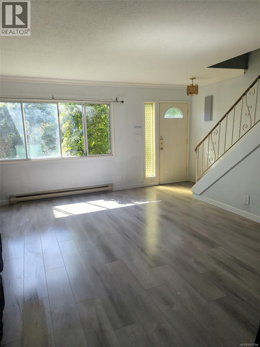976 Market St - Image 3