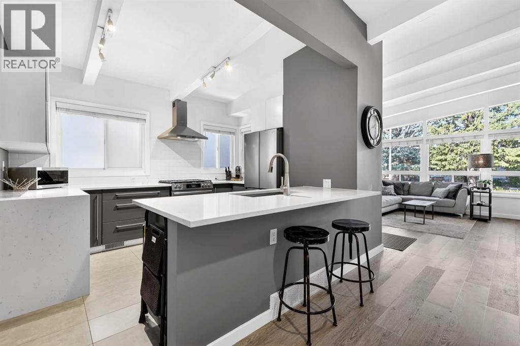 3336 39 Street SW - 1