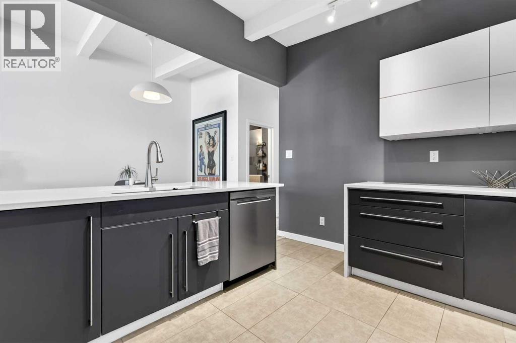 3336 39 Street SW - 12