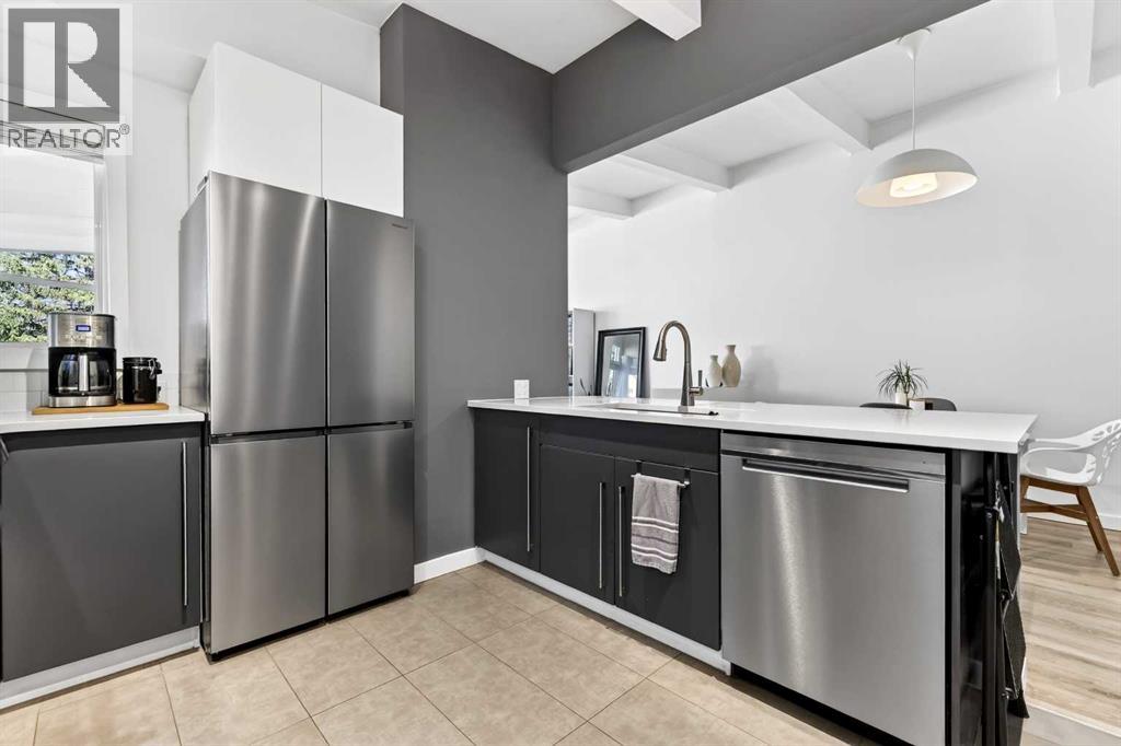 3336 39 Street SW - 13