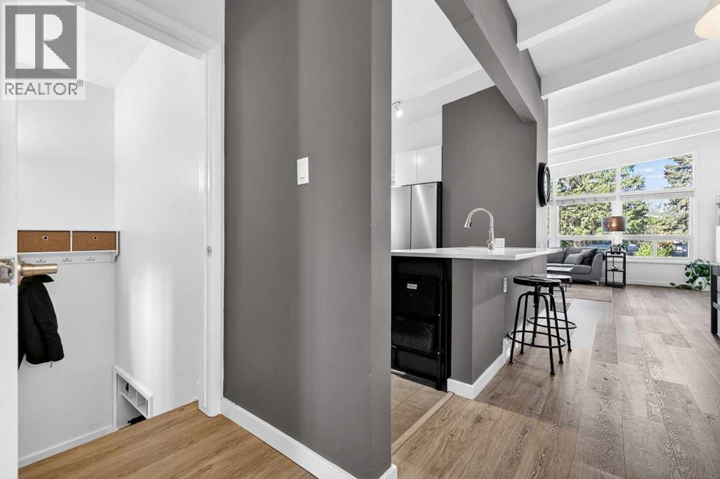 3336 39 Street SW - 24