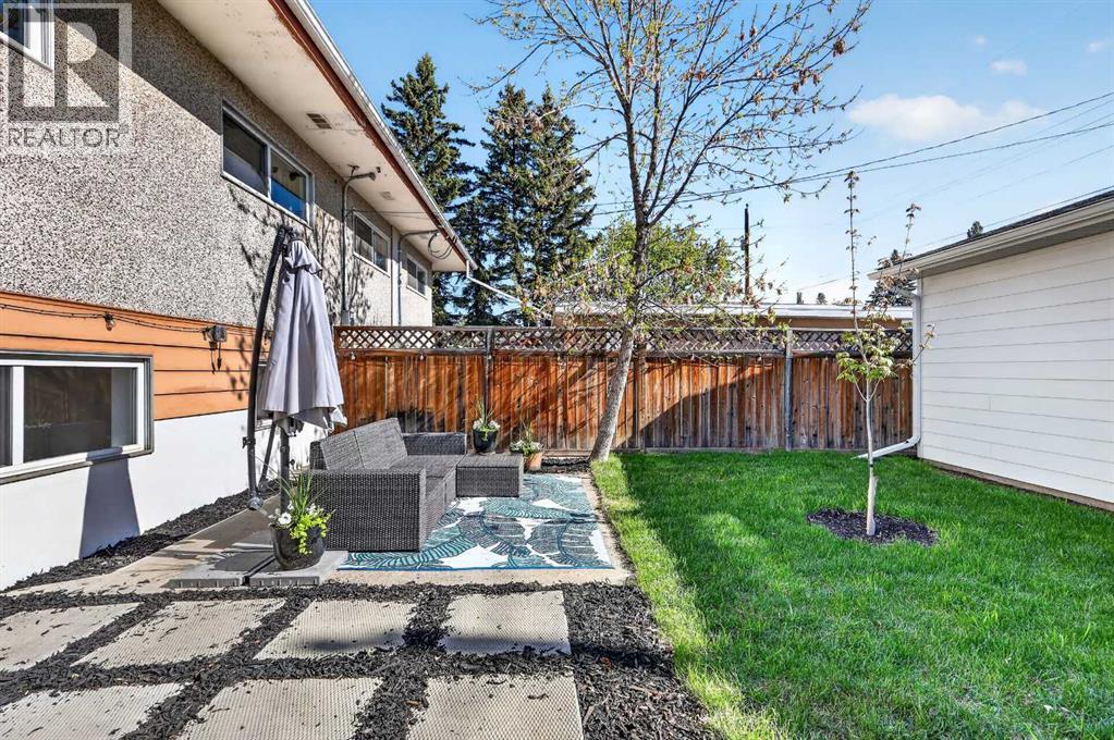 3336 39 Street SW - 46