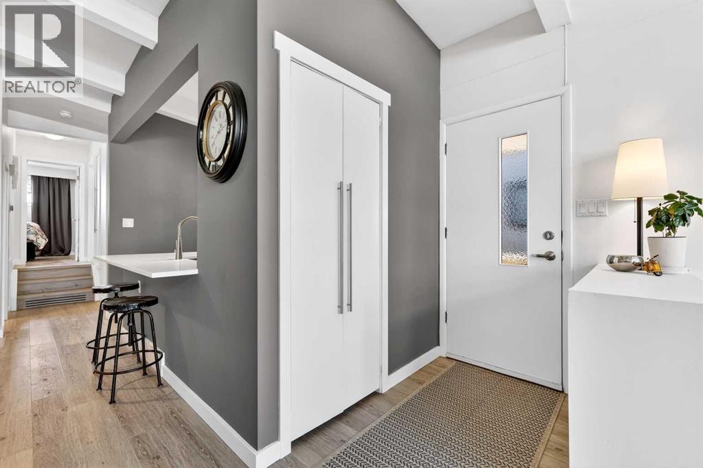 3336 39 Street SW - 9