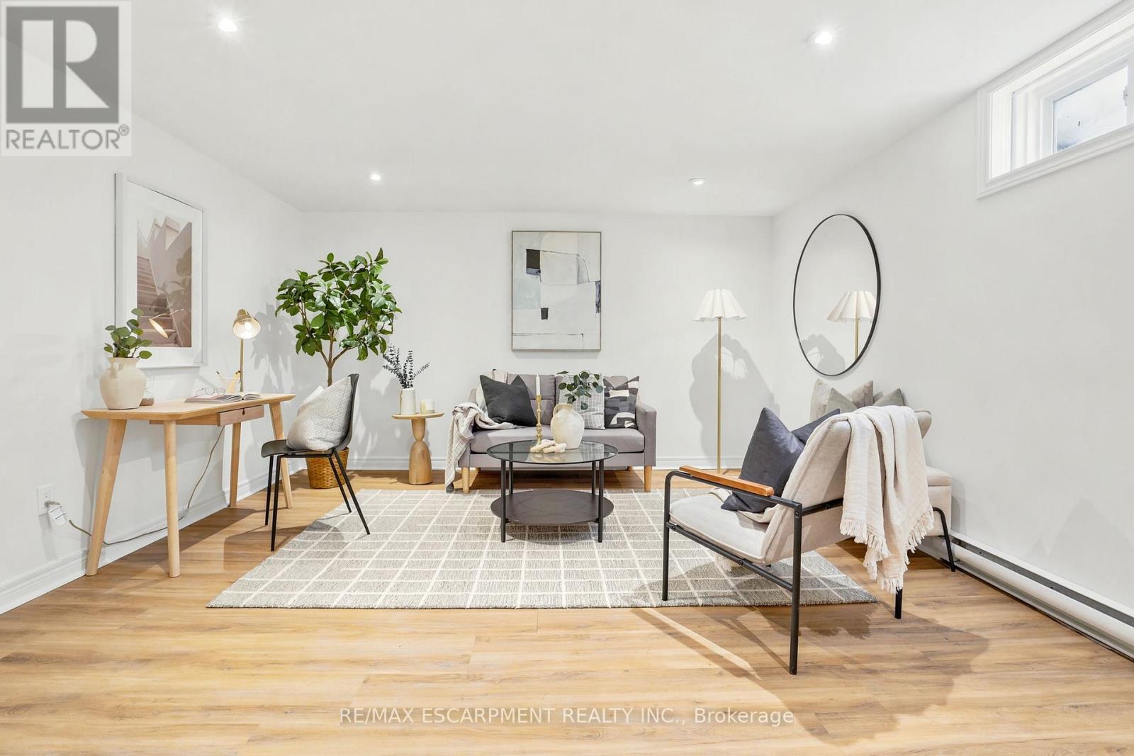 #2 65 MOUNT ALBION ROAD - 8