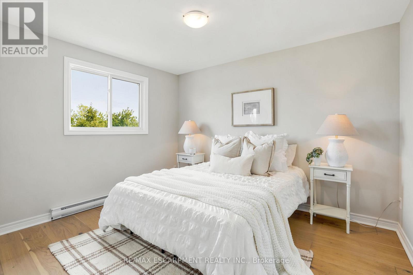 #2 65 MOUNT ALBION ROAD - 29