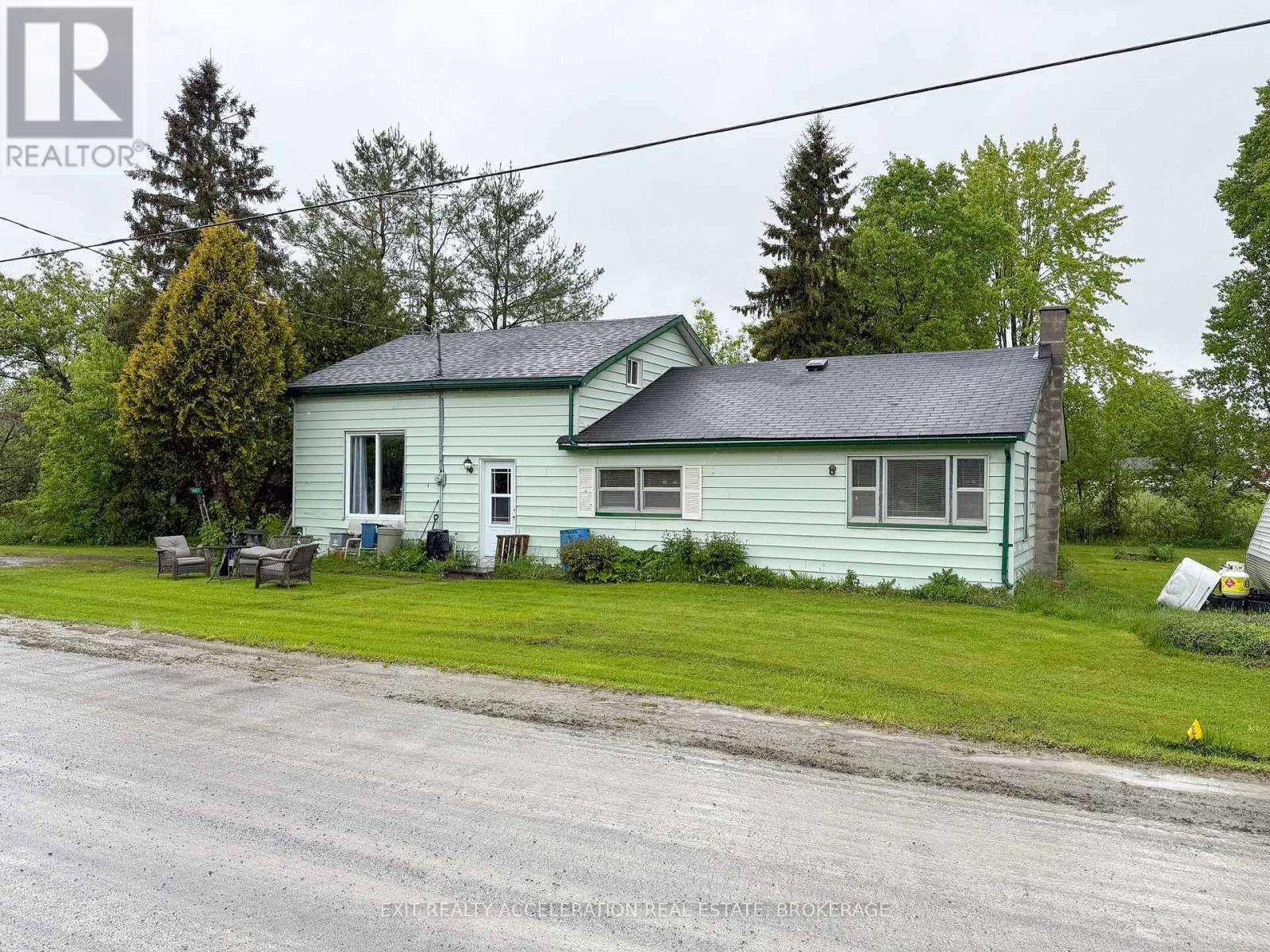 1407 DOYLE ROAD - 1