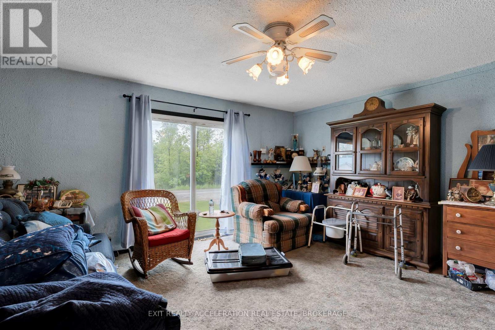 1407 DOYLE ROAD - 20