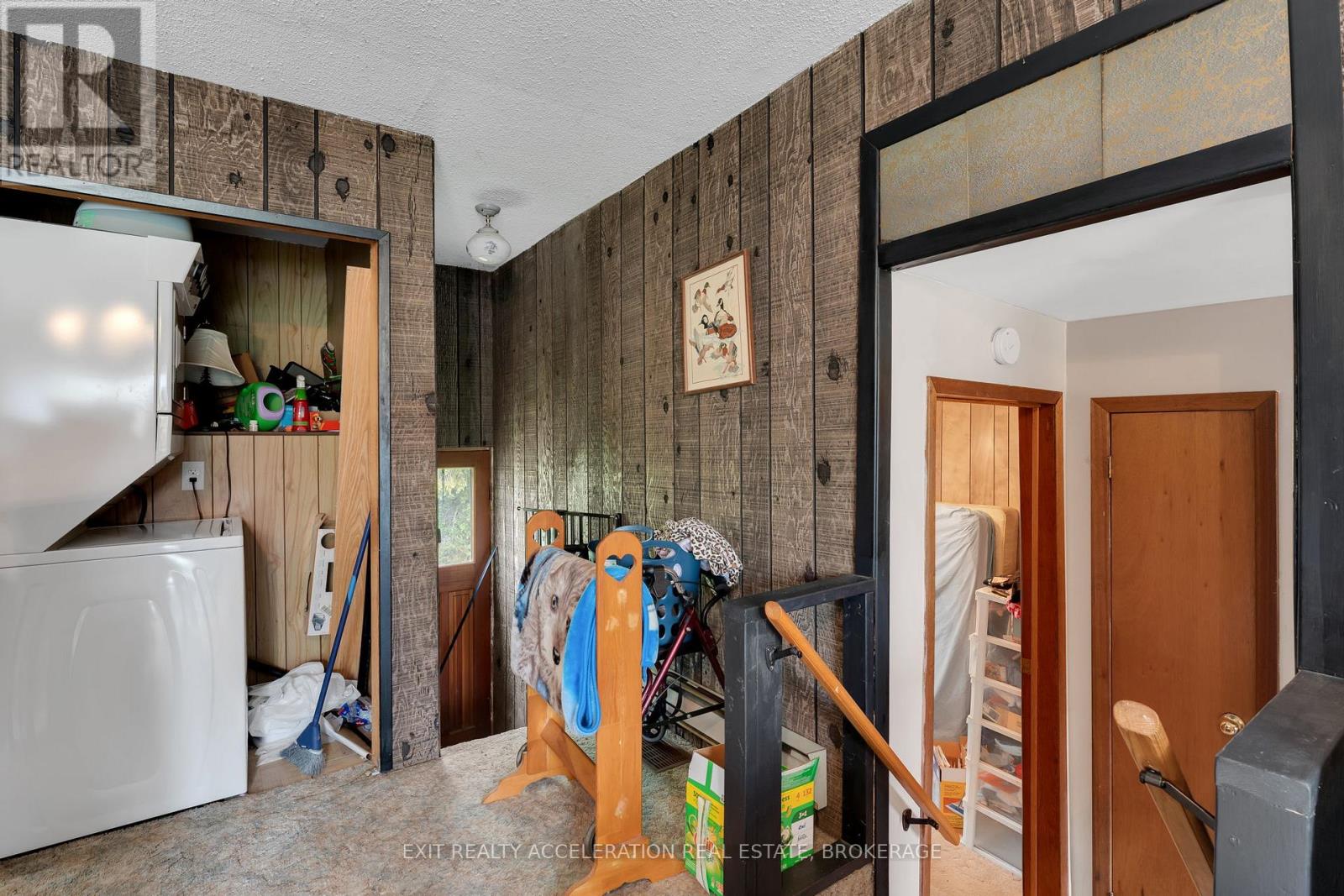 1407 DOYLE ROAD - 22