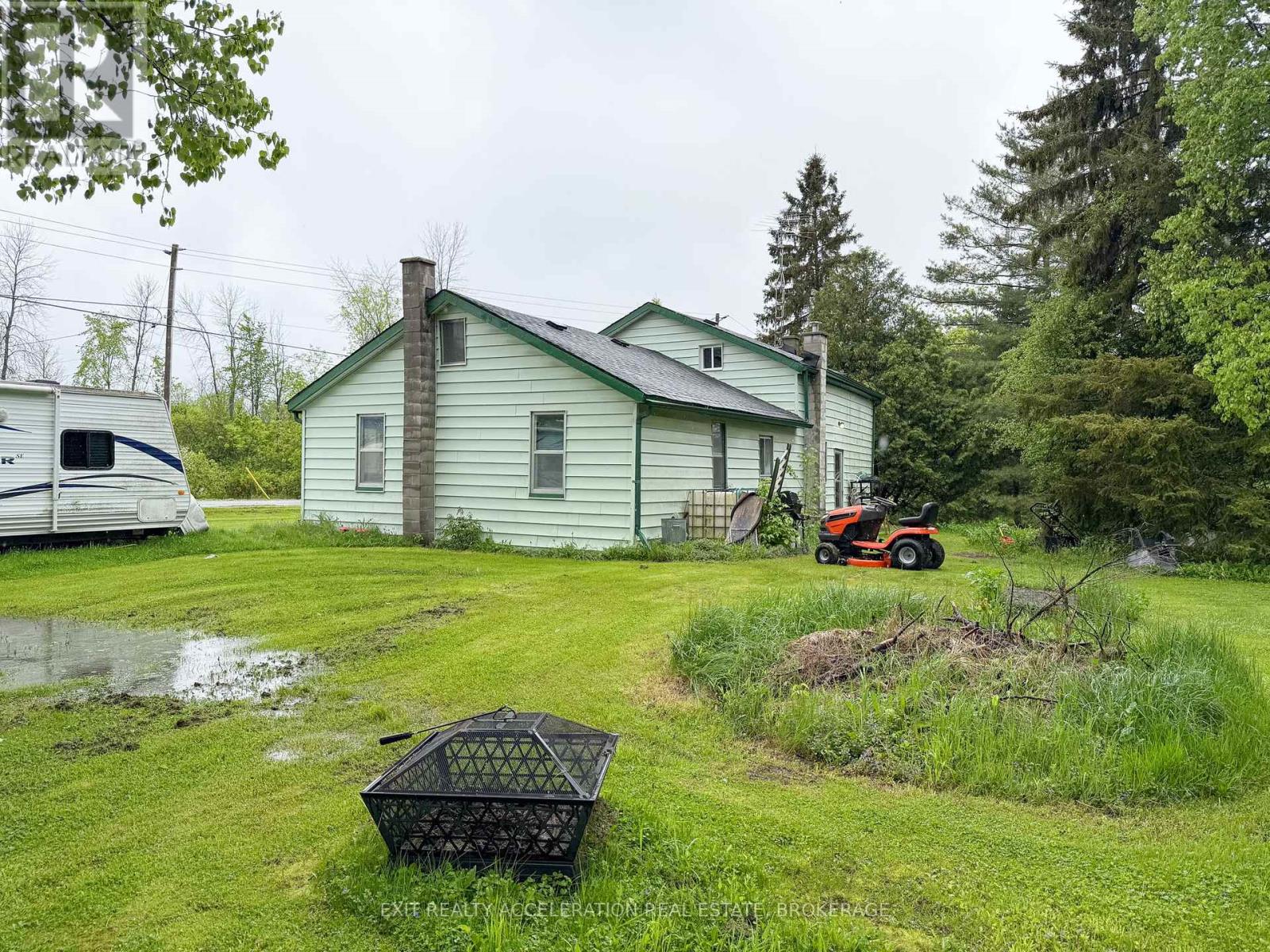 1407 DOYLE ROAD - 4