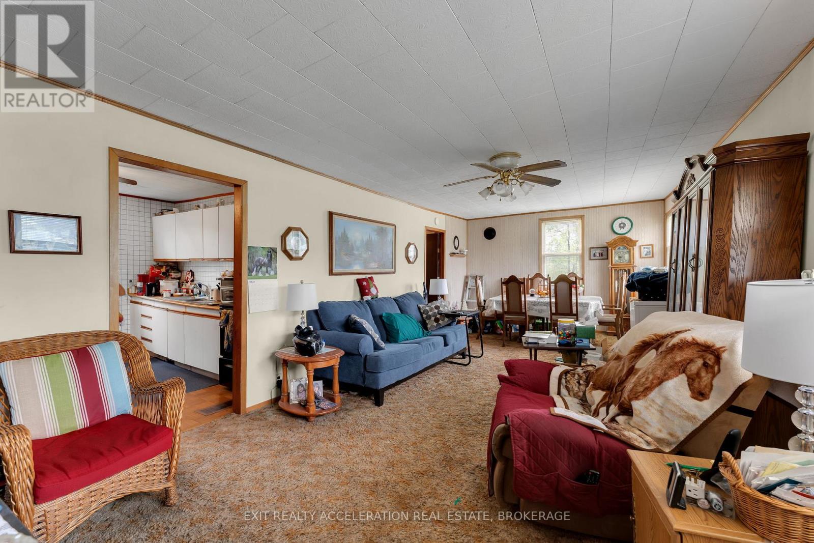 1407 DOYLE ROAD - 8