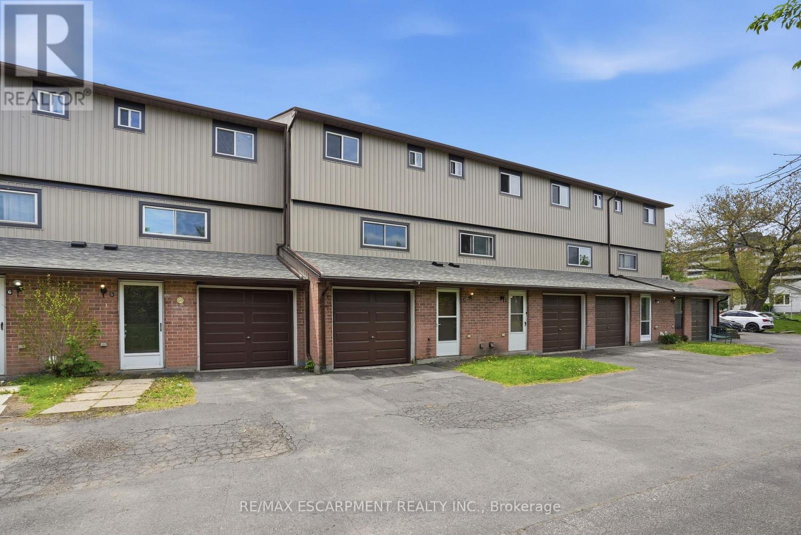 #4 65 MOUNT ALBION ROAD - 3
