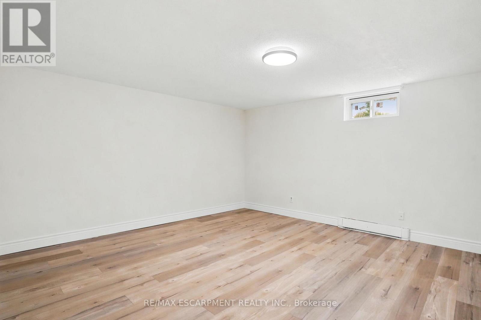 #4 65 MOUNT ALBION ROAD - 24