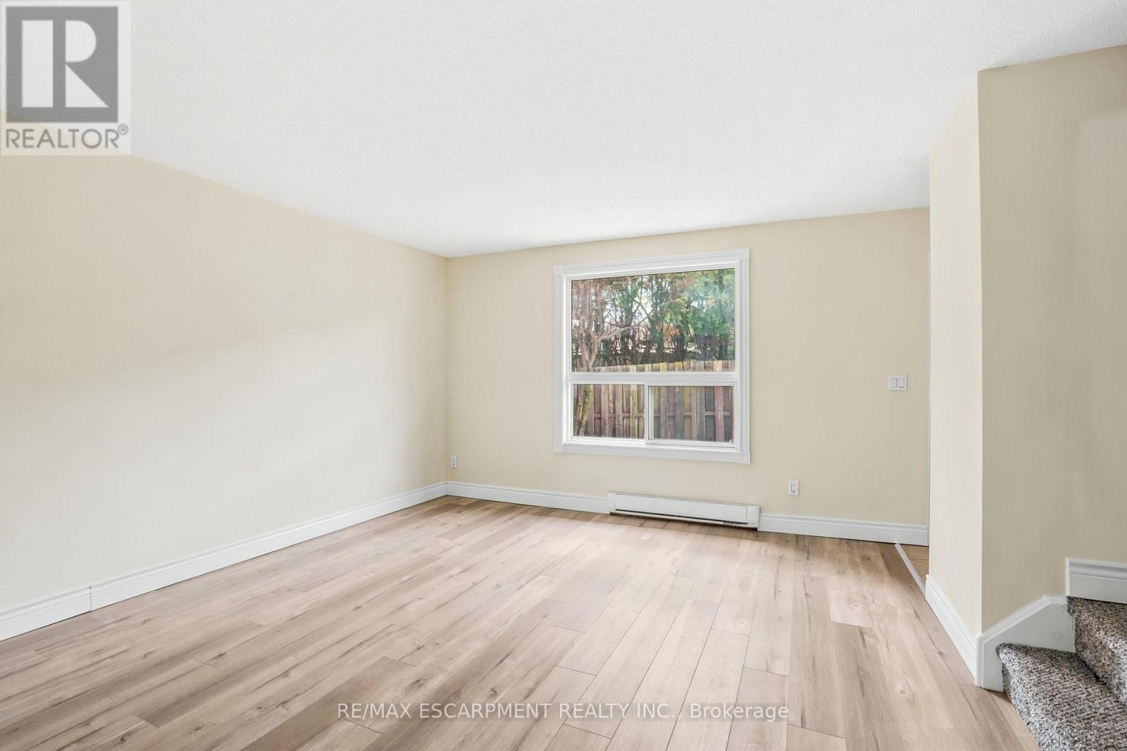 #4 65 MOUNT ALBION ROAD - 6