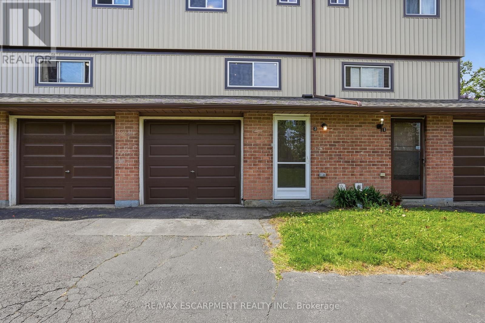 #2 65 MOUNT ALBION ROAD - 4
