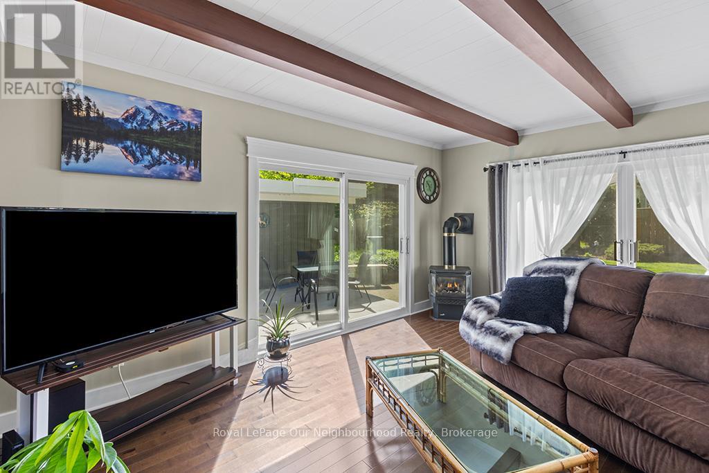 185 4TH STREET W - 16