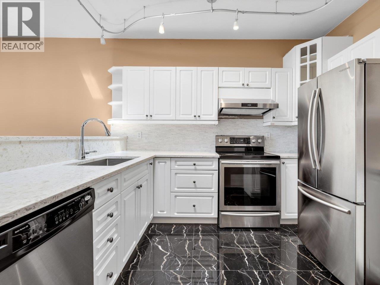 #315-8651 ACKROYD Road, Richmond