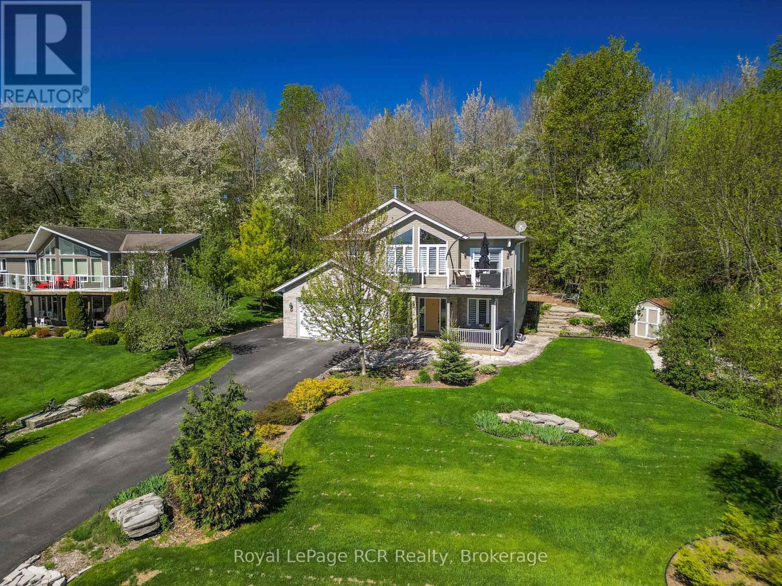 154 MACINTOSH DRIVE - 2