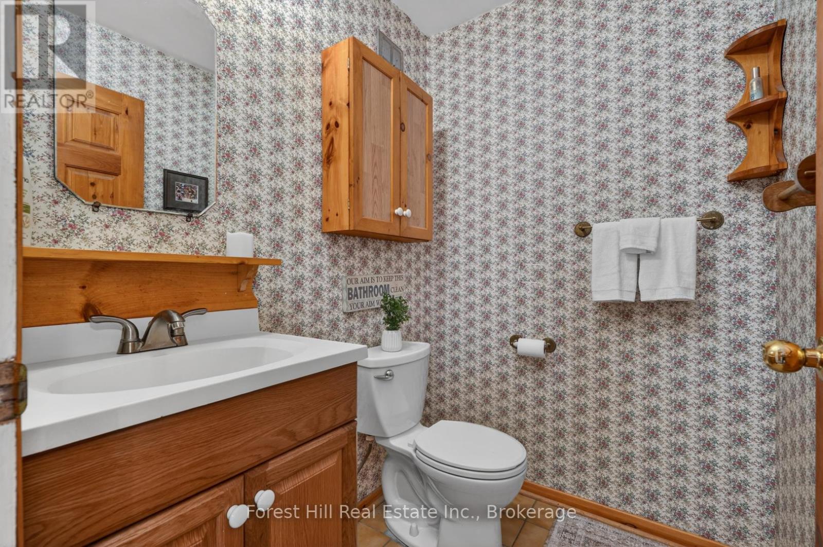 3611 LIVINGSTONE LAKE ROAD - 23