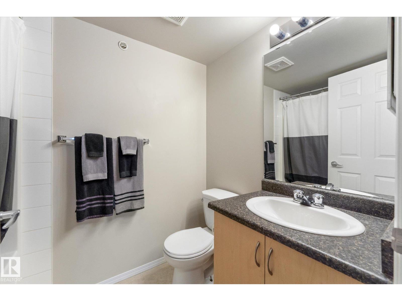 #410 42 SUMMERWOOD BV - 15
