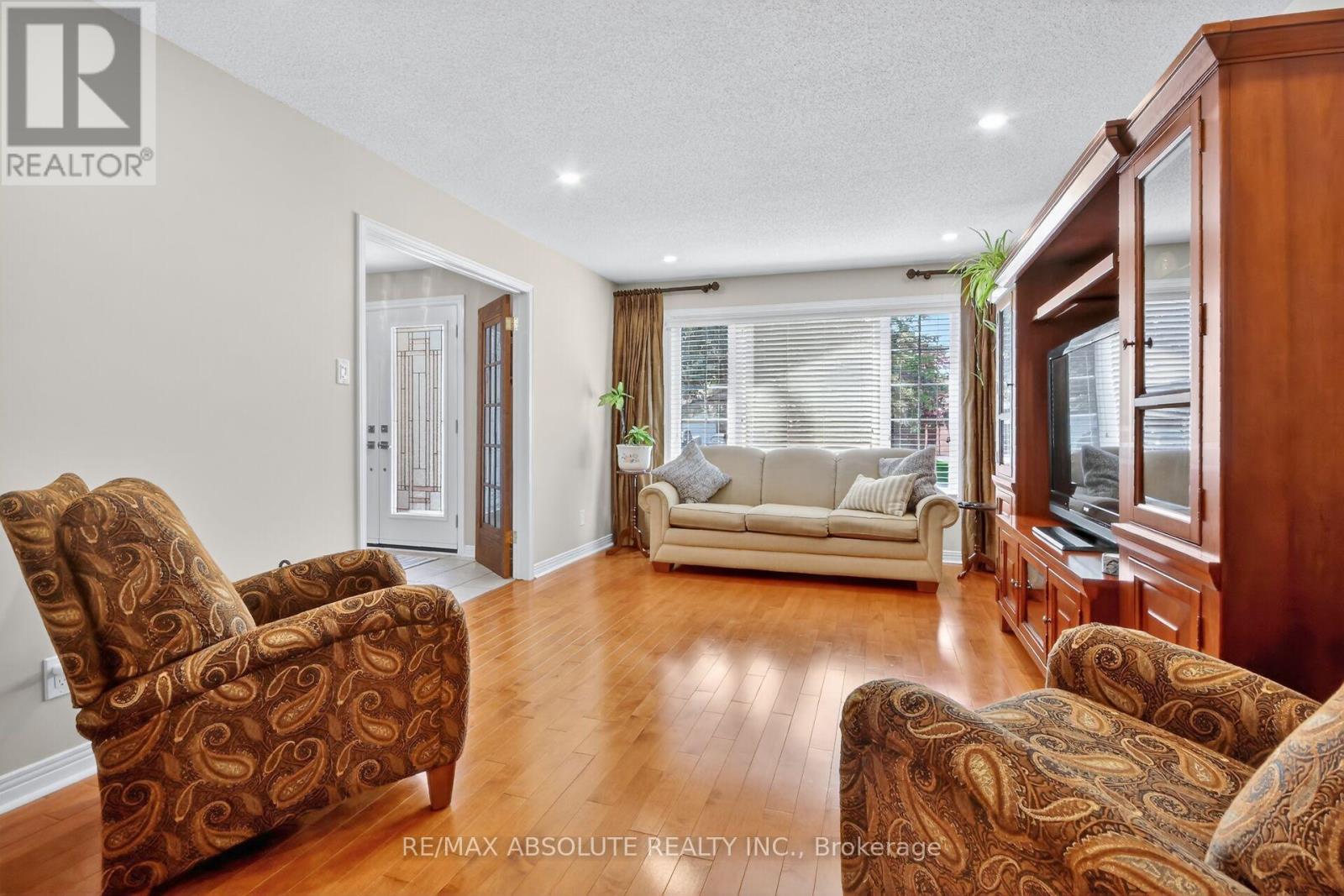 11 MANCIL DRIVE - 11