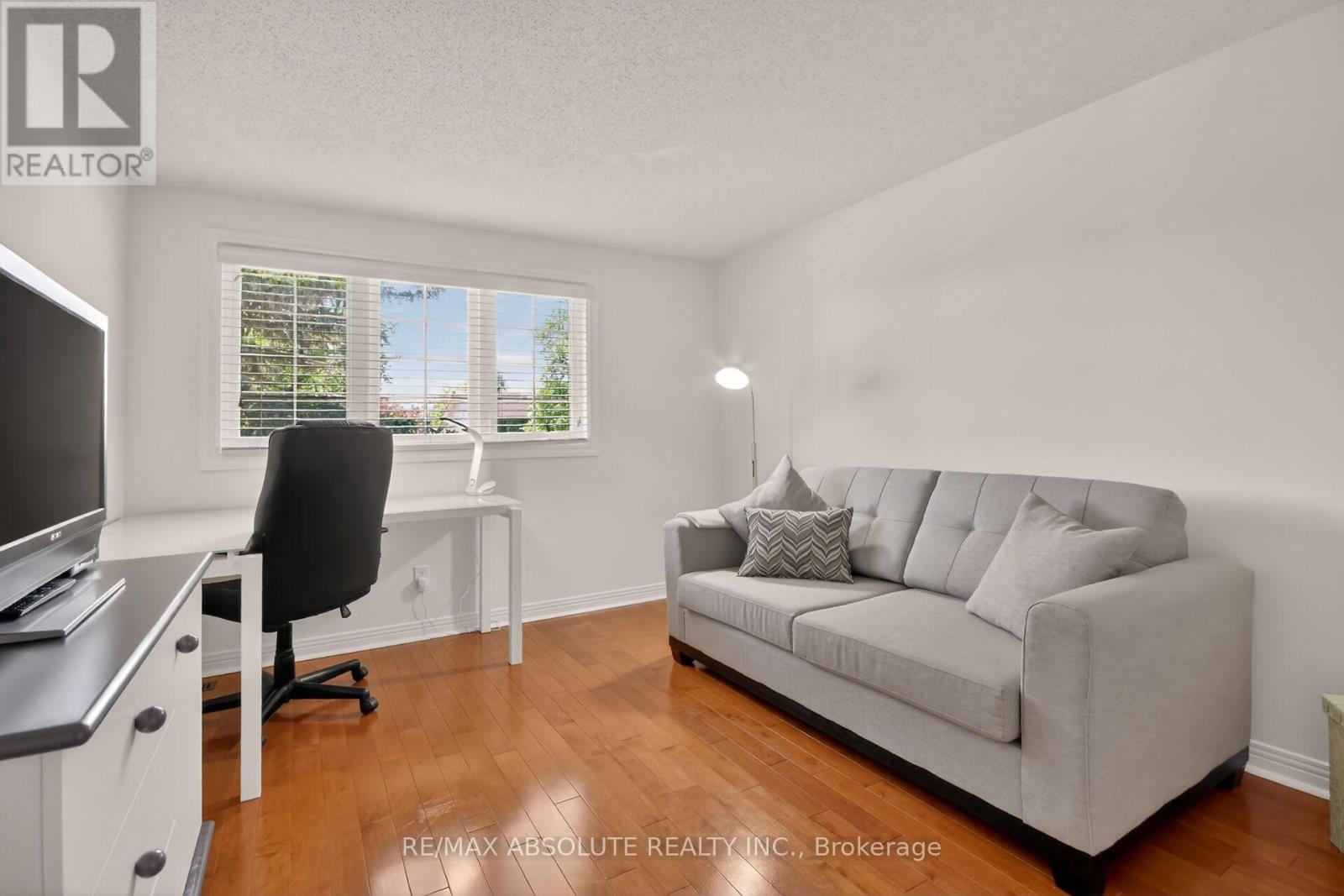 11 MANCIL DRIVE - 30