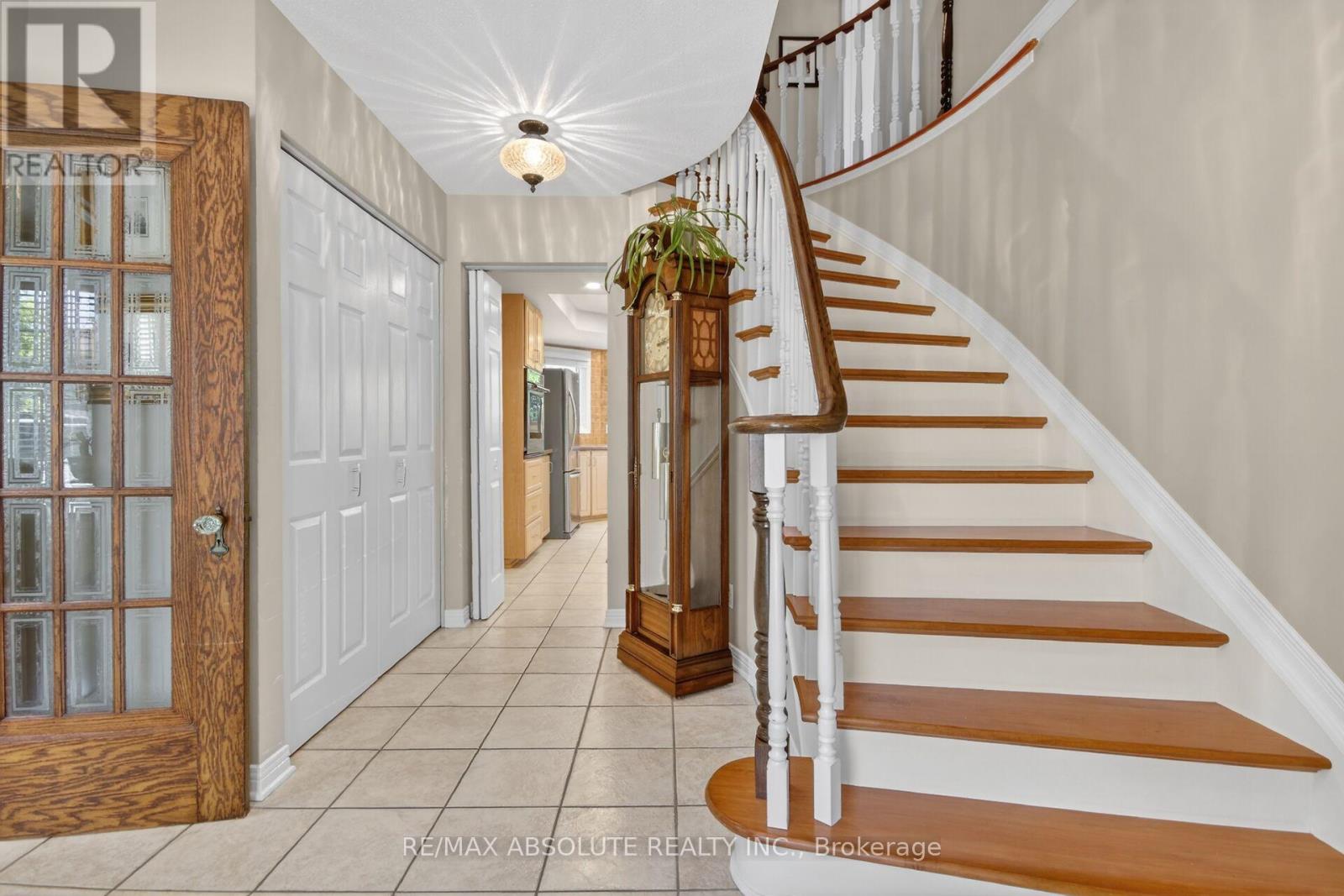 11 MANCIL DRIVE - 7