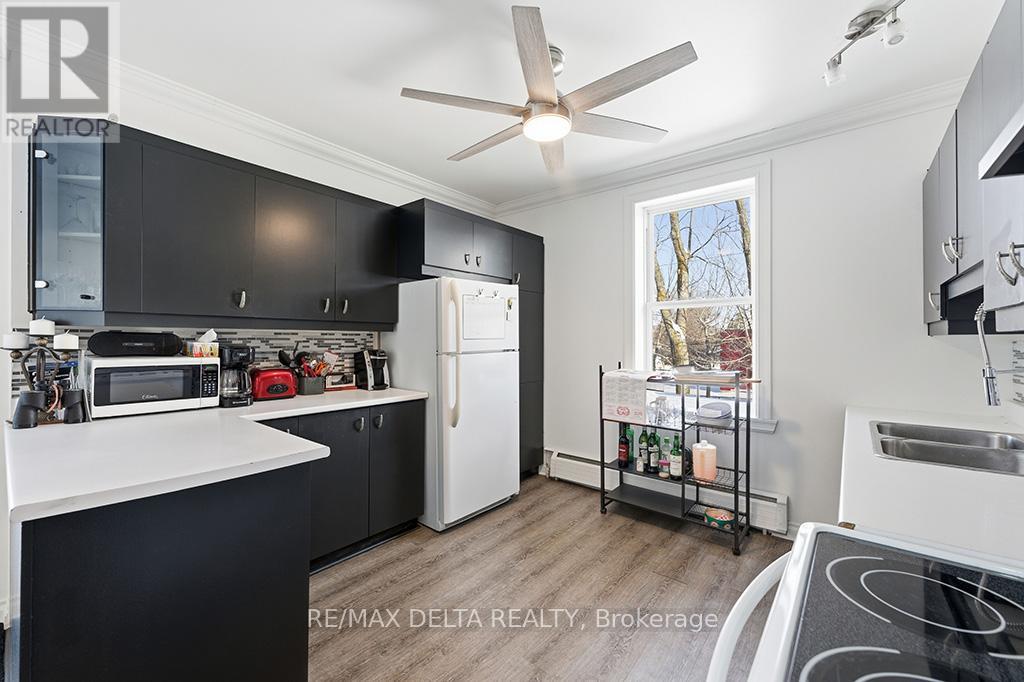 1040-1042 KING STREET - 21