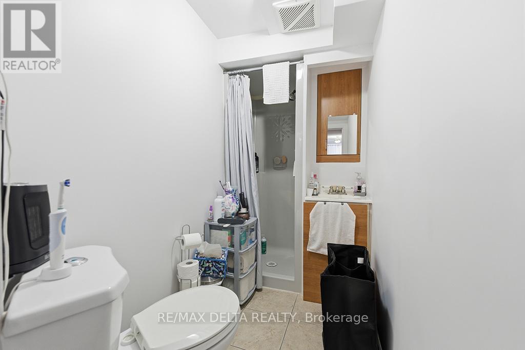 1040-1042 KING STREET - 35
