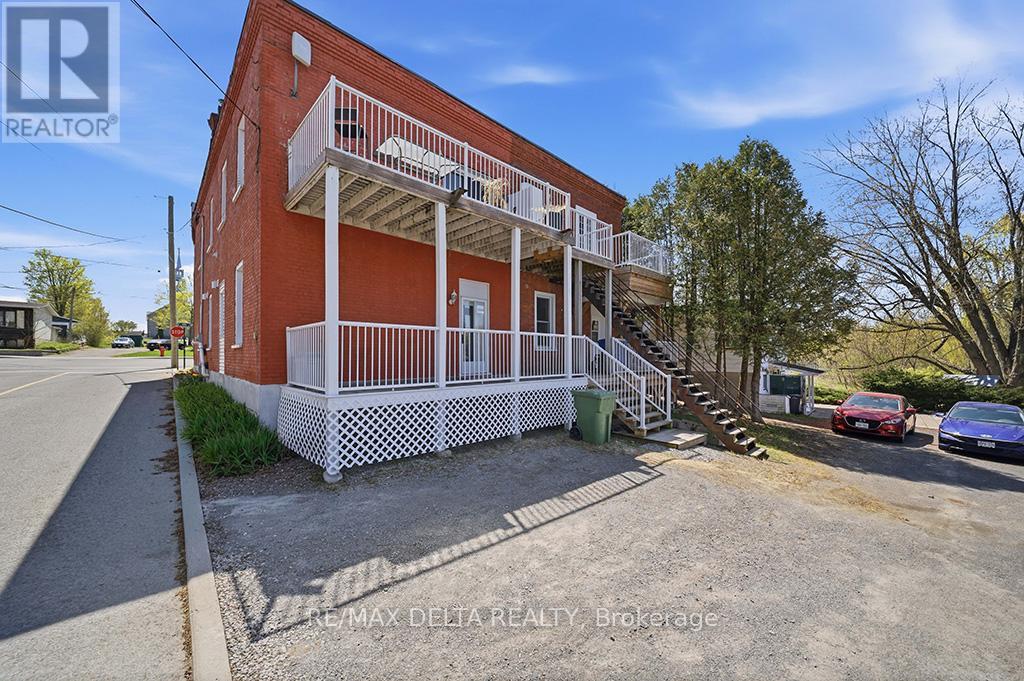 1040-1042 KING STREET - 5