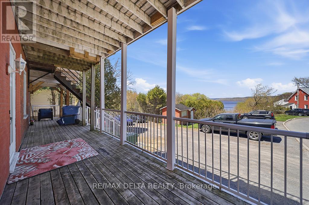 1040-1042 KING STREET - 8