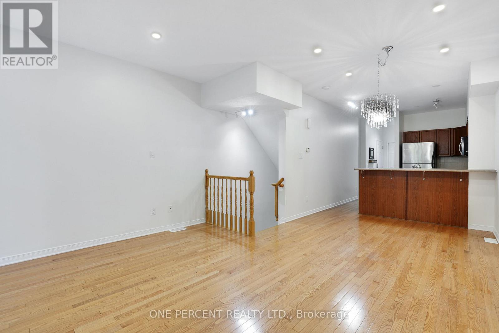 1048 REDTAIL PRIVATE - 16