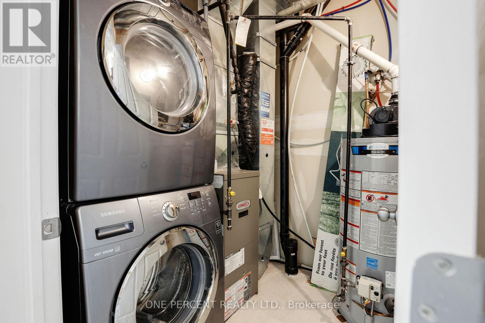 1048 REDTAIL PRIVATE - 21