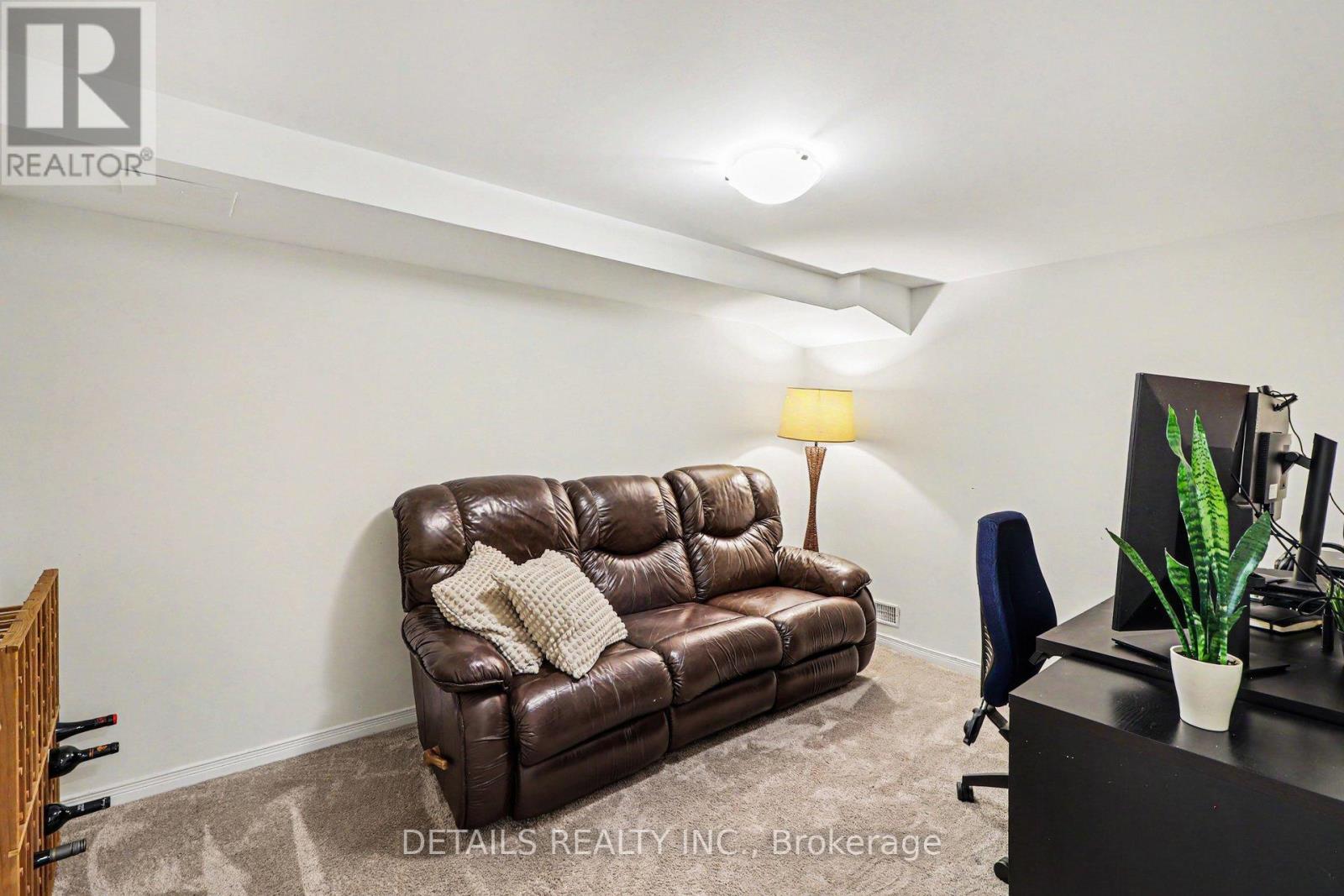 805 SMYTH ROAD - 21