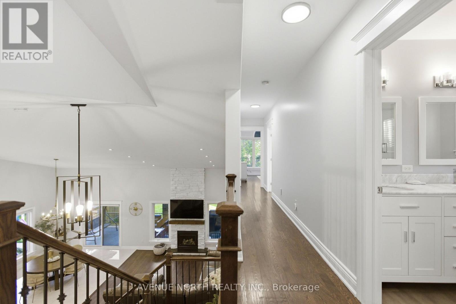 22 KEMP DRIVE - 29
