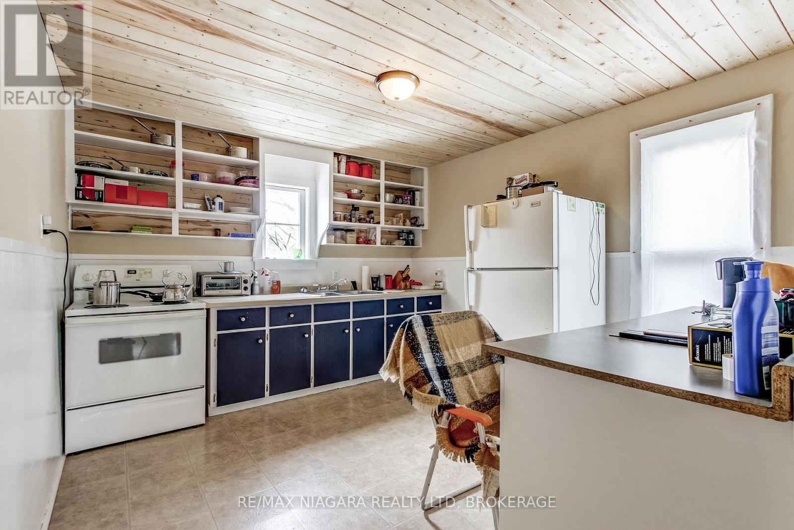 8 CATHARINE STREET - 23