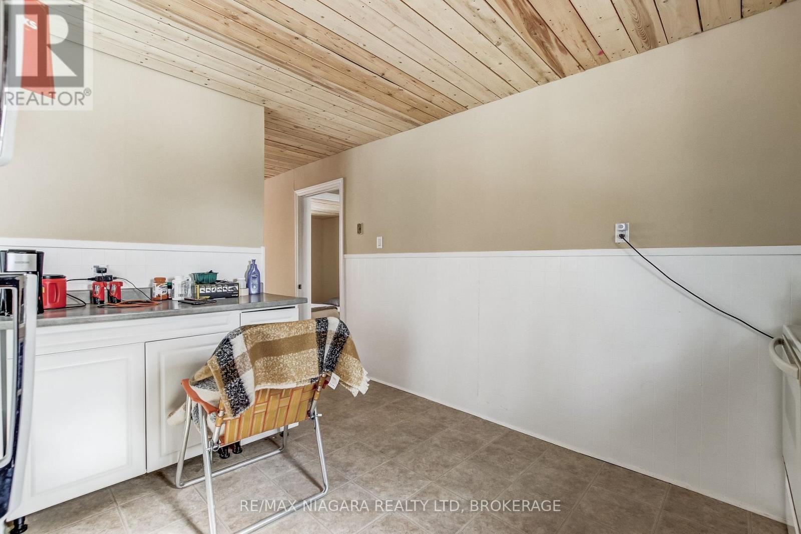 8 CATHARINE STREET - 27