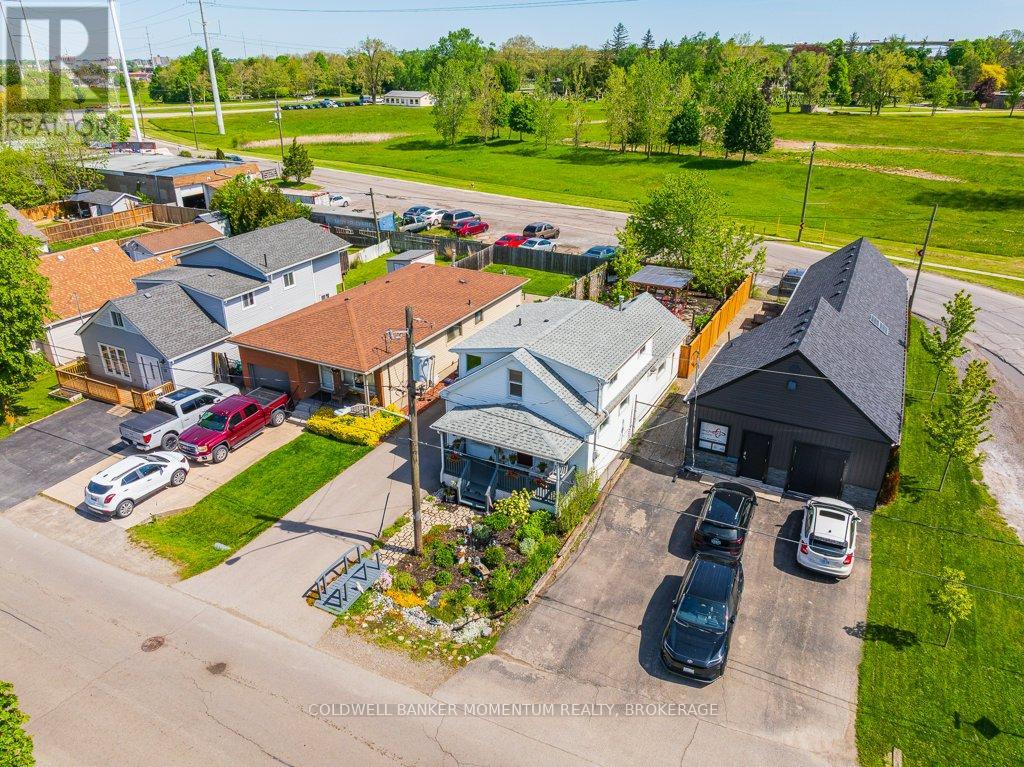 61 ROSEDALE AVENUE - 25