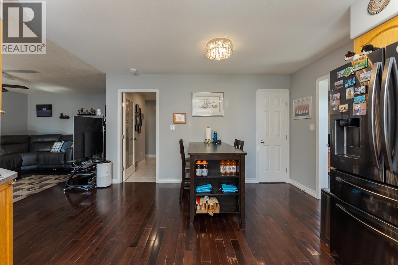 Photo 11 of 41 — 3022 CHRISTOPHER CRESCENT · Prince George, BC
